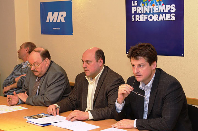 20100330_conf_debat_logement_charleroi_11